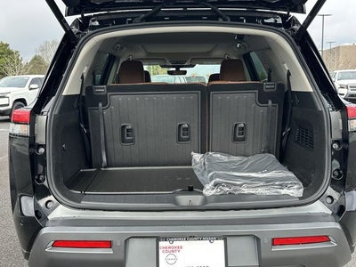 2026 Nissan Pathfinder Platinum