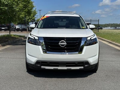 2025 Nissan Pathfinder Platinum