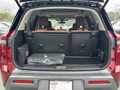 2026 Nissan Pathfinder Platinum