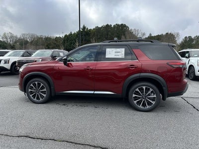 2026 Nissan Pathfinder Platinum