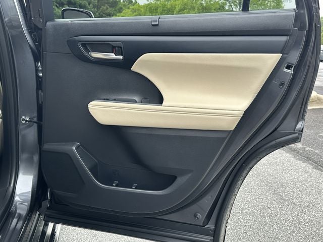 2024 Toyota Highlander XLE