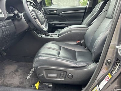 2018 Toyota Highlander SE