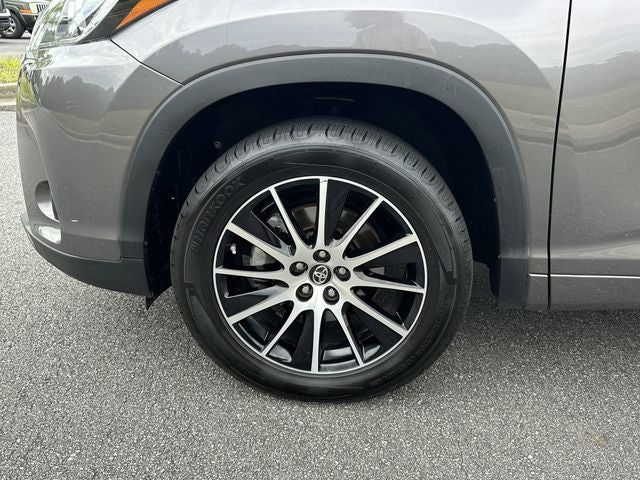2018 Toyota Highlander SE