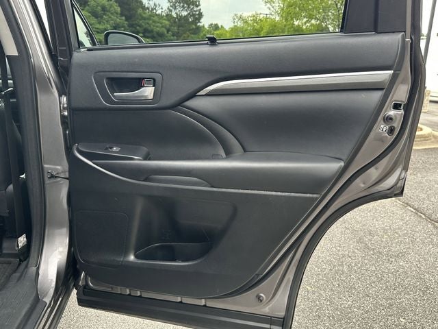 2018 Toyota Highlander SE