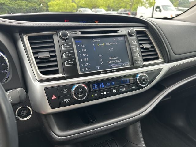2018 Toyota Highlander SE