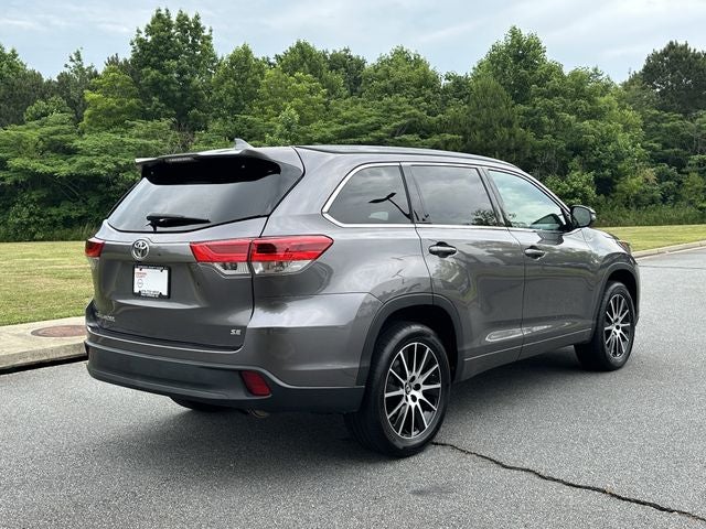 2018 Toyota Highlander SE