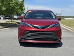2025 Toyota Sienna XLE 8 Passenger