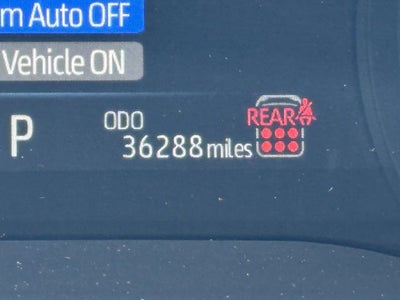 2025 Toyota Sienna XLE 8 Passenger