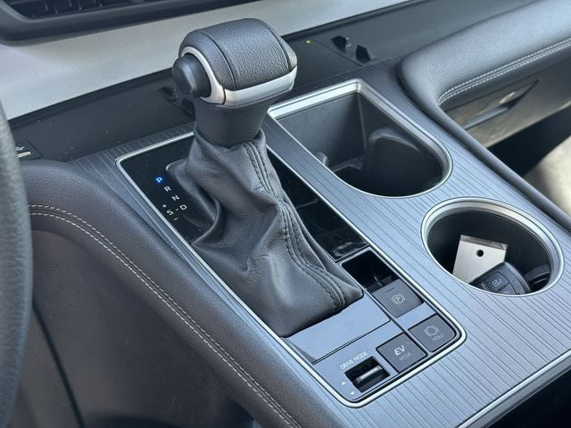2025 Toyota Sienna XLE 8 Passenger