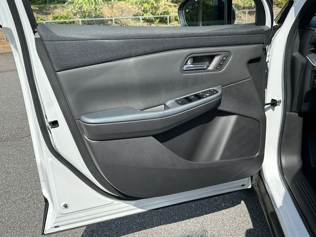2026 Nissan Leaf PLATINUM+