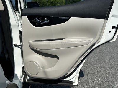 2022 Nissan Rogue Sport SL