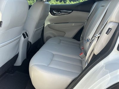2022 Nissan Rogue Sport SL