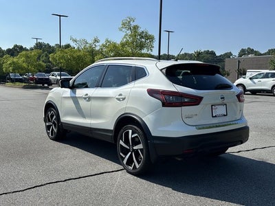 2022 Nissan Rogue Sport SL