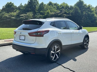 2022 Nissan Rogue Sport SL