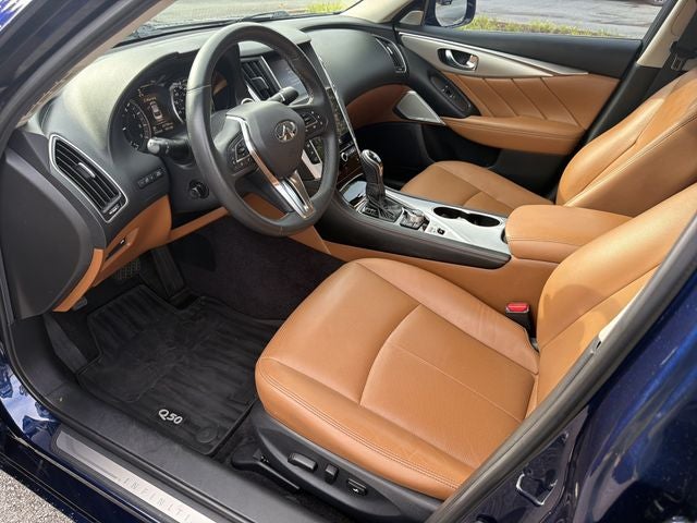 2023 INFINITI Q50 LUXE