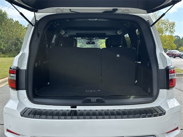 2024 Nissan Armada SL MIdnight Edition