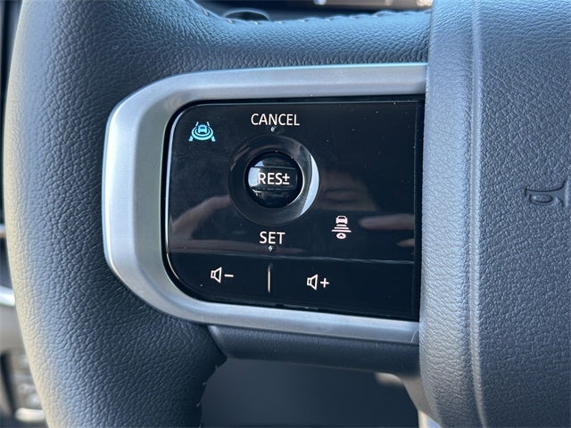 2025 Nissan Armada SV