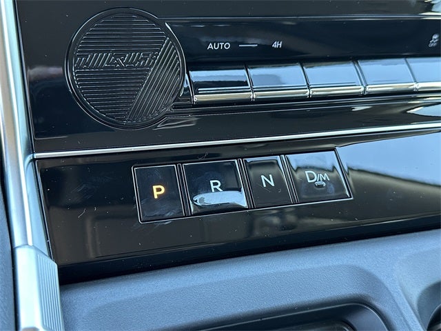 2025 Nissan Armada SV