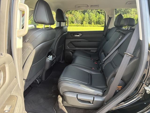 2025 Nissan Armada SV