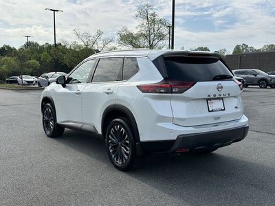 2025 Nissan Rogue SL