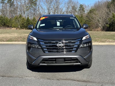 2025 Nissan Rogue SL