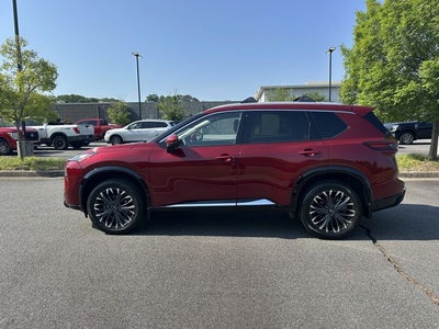 2025 Nissan Rogue Platinum