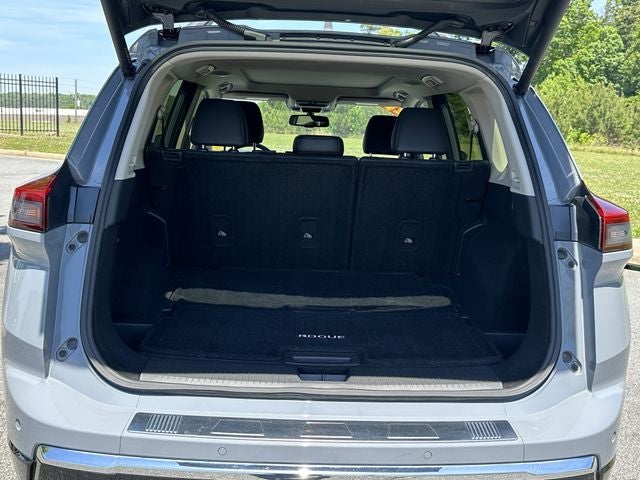 2025 Nissan Rogue Platinum