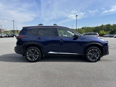 2025 Nissan Rogue Platinum