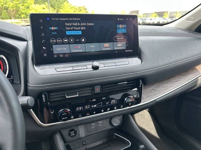 2025 Nissan Rogue Platinum