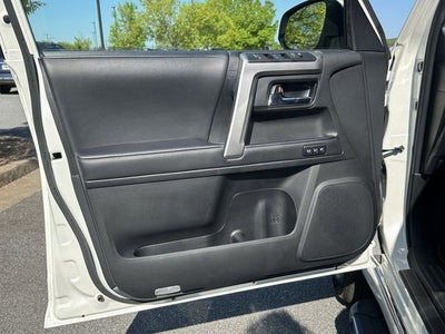 2022 Toyota 4Runner Limited w/Third Row Seating