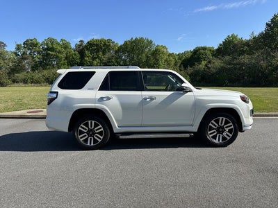 2022 Toyota 4Runner Limited w/Third Row Seating