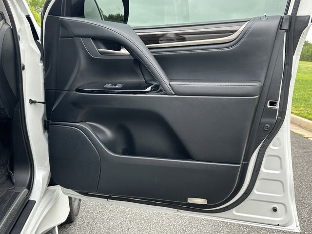 2018 Lexus LX 570