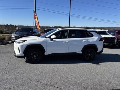 2023 Toyota RAV4 Hybrid XLE