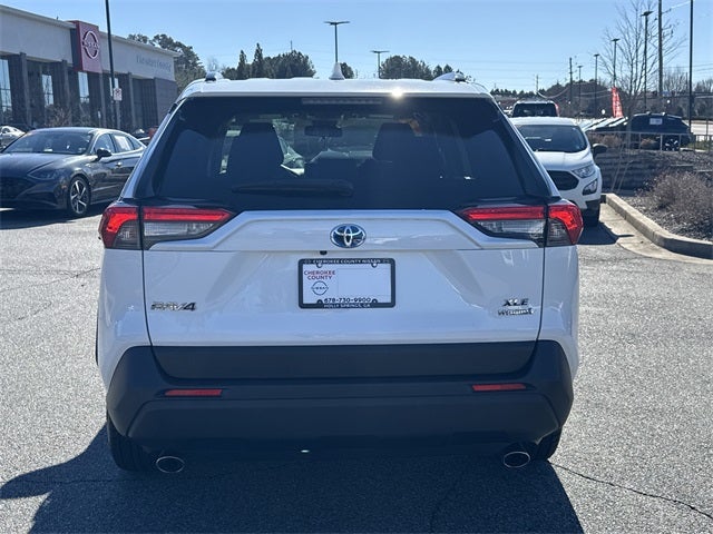 2023 Toyota RAV4 Hybrid XLE