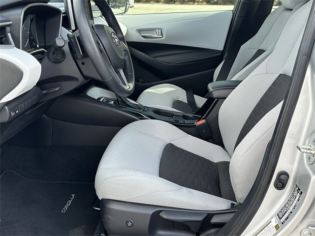 2023 Toyota Corolla Hatchback SE