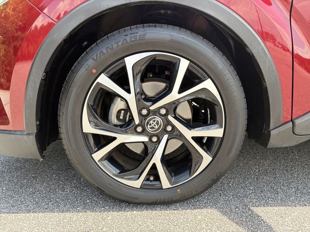 2018 Toyota C-HR XLE Premium