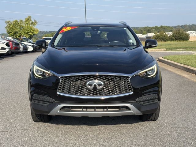 2018 INFINITI QX30 LUXE