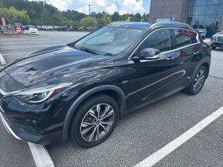 2018 INFINITI QX30 LUXE
