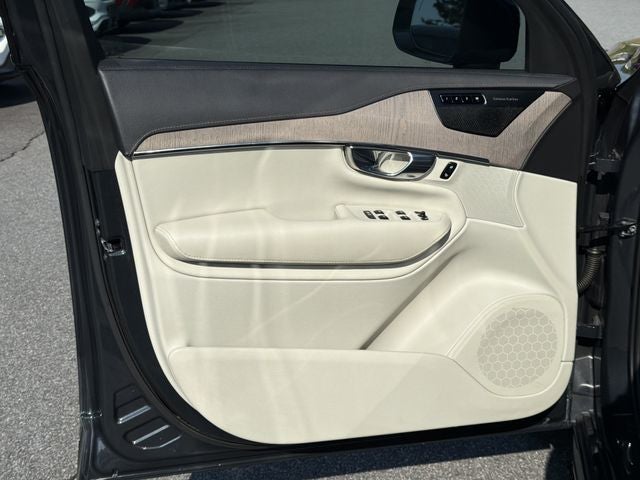2021 Volvo XC90 T6 Inscription