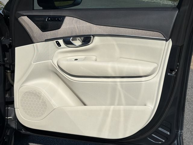 2021 Volvo XC90 T6 Inscription