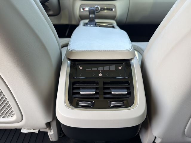 2021 Volvo XC90 T6 Inscription
