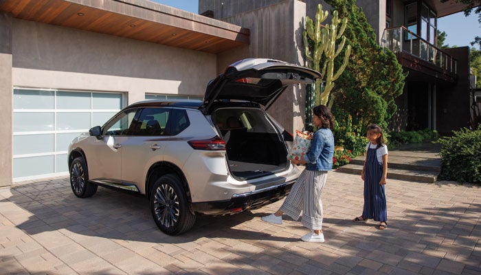 Cherokee County Nissan in Holly Springs GA