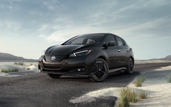 Side view of Nissan LEAF | Cherokee County Nissan in Holly Springs GA